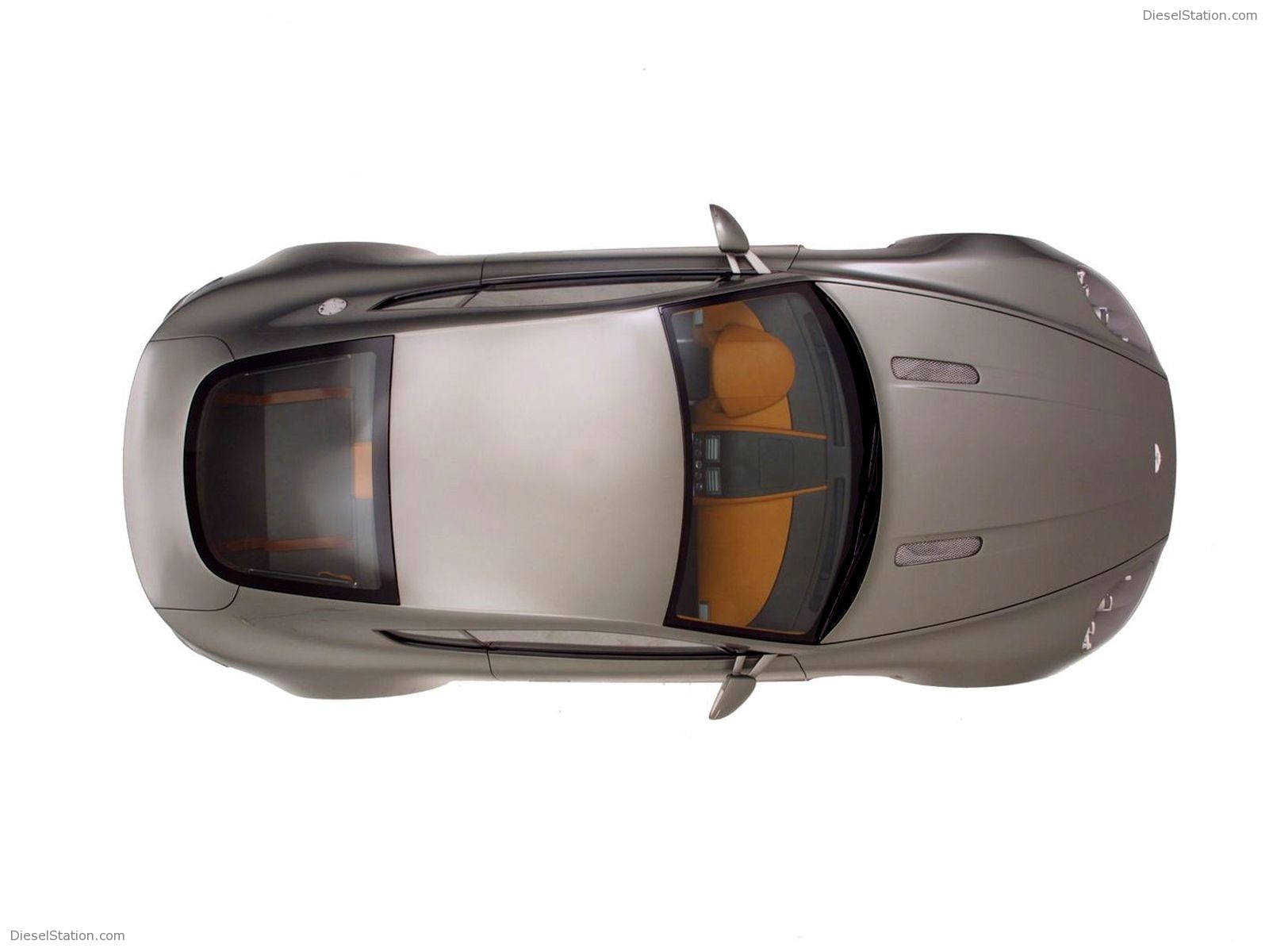 Aston Martin Vantage AMV8